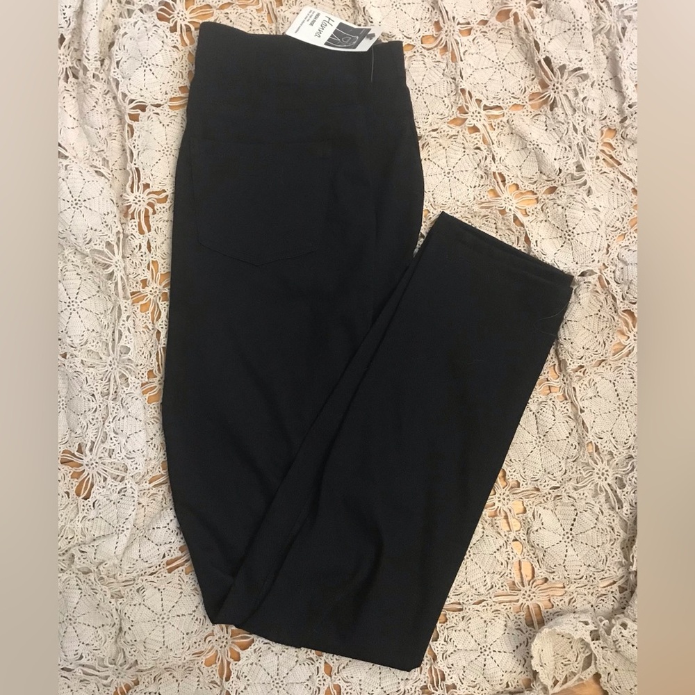NEW ! Hanna Highrise Black Leggings - Size Medium